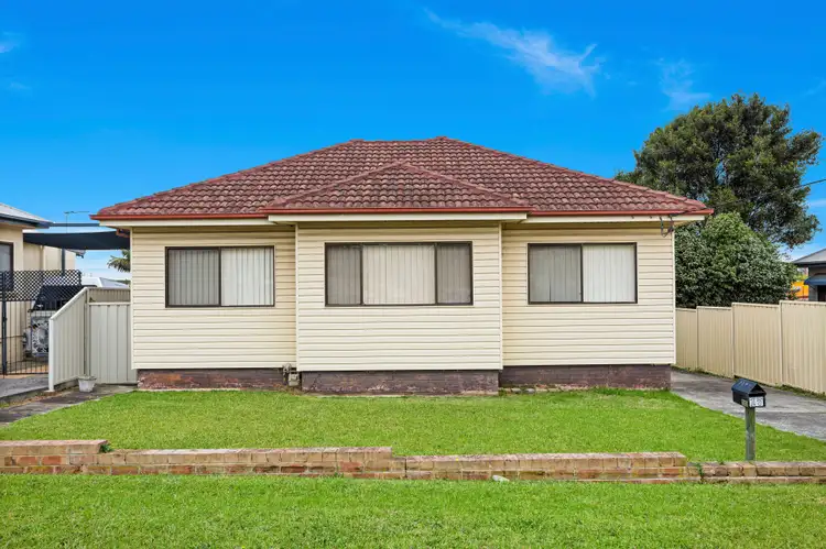 Second view of Homely house listing, 17 William Street, Shellharbour NSW 2529