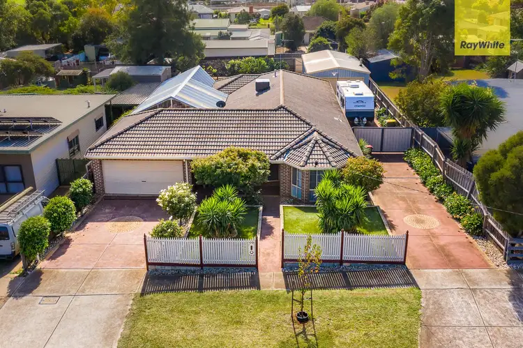 24 Gaynor Street, Maddingley VIC 3340