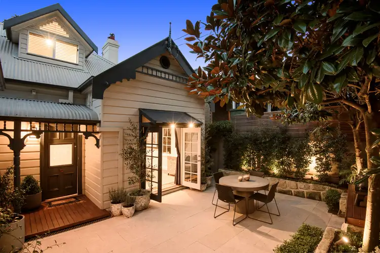 17 Eaton Street, Neutral Bay NSW 2089