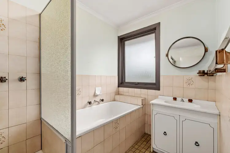 Fifth view of Homely unit listing, 2/20 Highton Street, Ringwood East VIC 3135