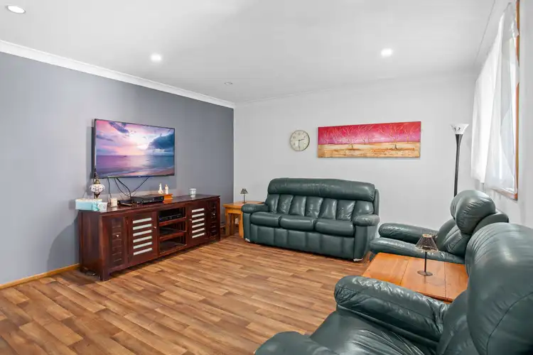 Second view of Homely house listing, 7 Collaroy Close, Chittaway Bay NSW 2261