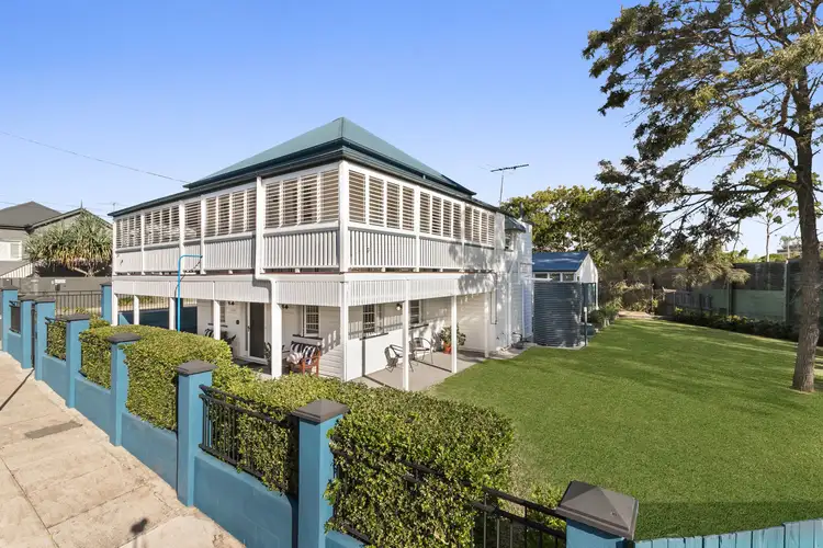 2 Grattan Street, Woolloongabba QLD 4102