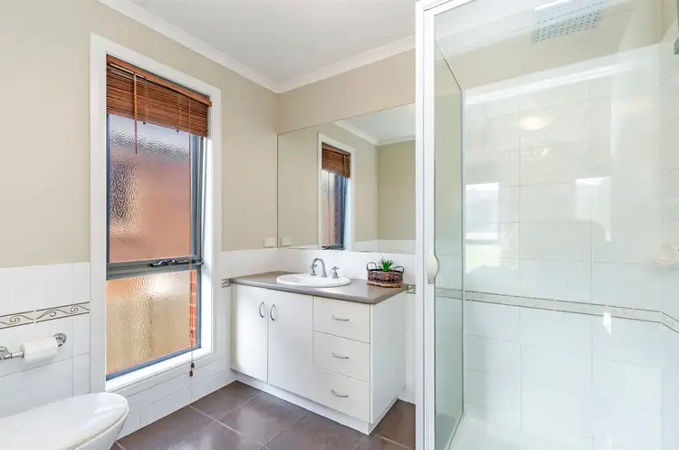 Sixth view of Homely house listing, 37 Adriana Crescent, Warrnambool VIC 3280