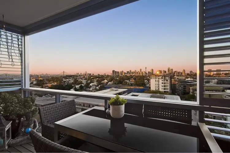 1004/3 Sterling Circuit, Camperdown NSW 2050
