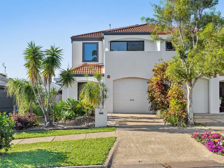 1/7 Brookside Road, Labrador QLD 4215