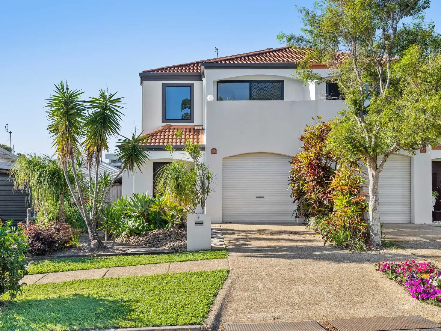 Main view of Homely semi-detached listing, 1/7 Brookside Road, Labrador QLD 4215