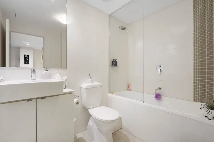 Sixth view of Homely apartment listing, 10/2-4 William Street, Murrumbeena VIC 3163