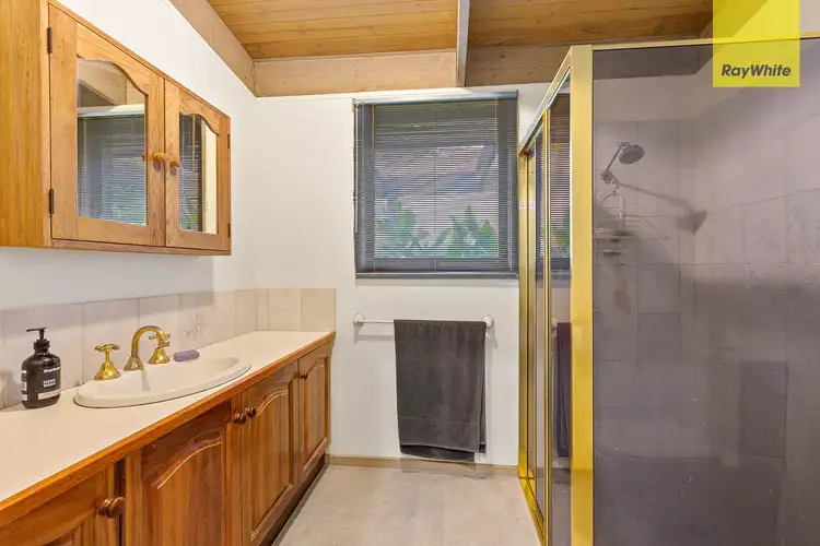 Sixth view of Homely house listing, 5 McGregor Court, Bacchus Marsh VIC 3340