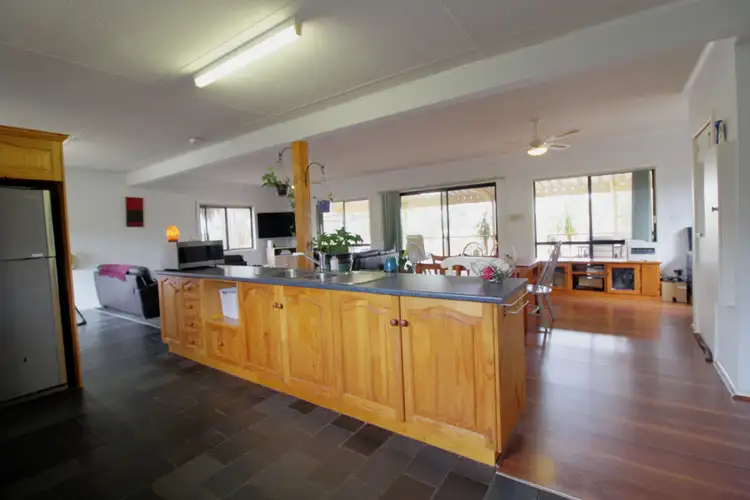 Fifth view of Homely house listing, 105 De Fontenay Road, Barmera SA 5345