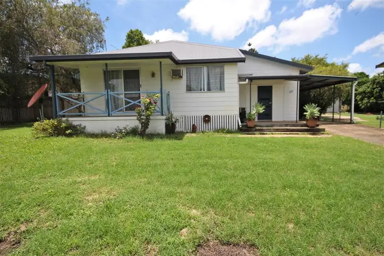 48 Sarina Beach Road, Sarina QLD 4737