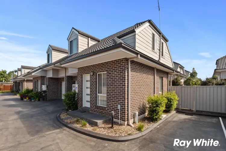 2/10 Braddon Street, Oxley Park NSW 2760