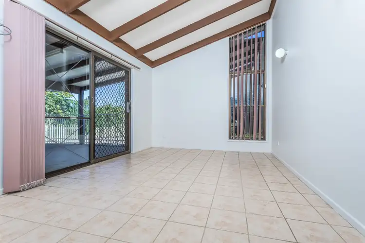 Seventh view of Homely house listing, 8 Applemint Court, Kallangur QLD 4503