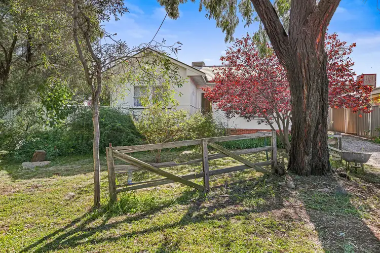 328 Armidale Road, Tamworth NSW 2340