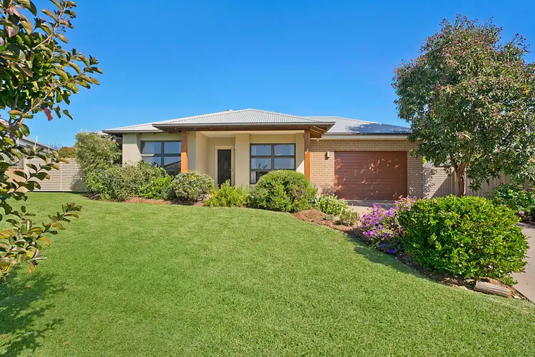 4 Leicester Close, Raworth NSW 2321