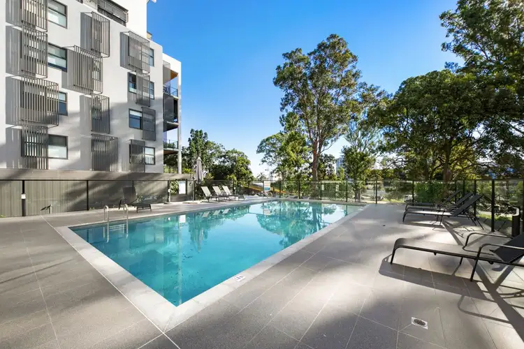 182/181 Clarence Road, Indooroopilly QLD 4068