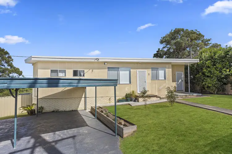 1&2/15 Staff Road, Unanderra NSW 2526