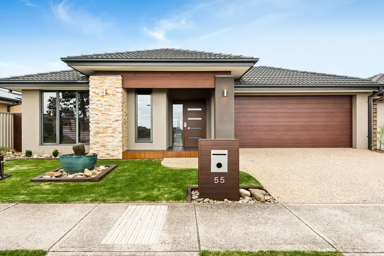 55 Willowtree Drive, Pakenham VIC 3810