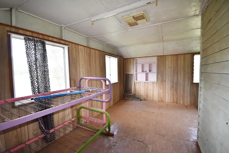 Sixth view of Homely house listing, 8 Edison Street, Jericho QLD 4728