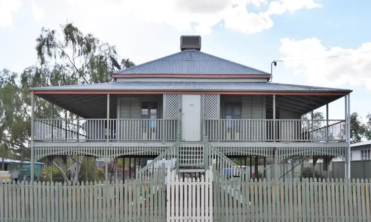 125 Emu Street, Longreach QLD 4730