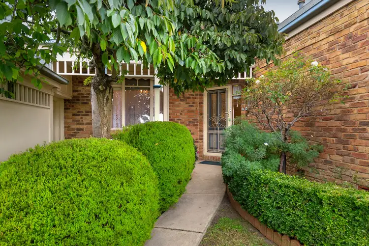 Fourth view of Homely house listing, 8 Allunga Parade, Berwick VIC 3806