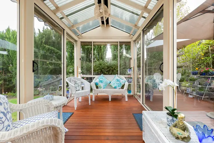 Fifth view of Homely house listing, 8 Allunga Parade, Berwick VIC 3806