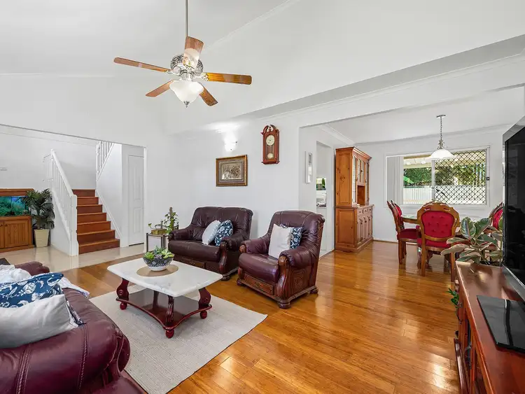 Fifth view of Homely house listing, 1 Bangalow Street, Bridgeman Downs QLD 4035
