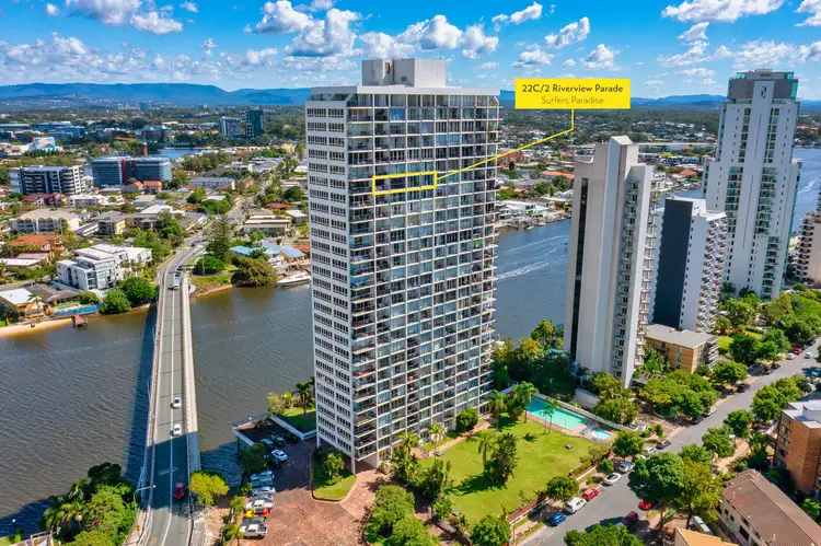 2 Riverview Parade