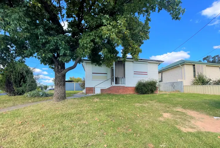 22 Templemore Street, Young NSW 2594
