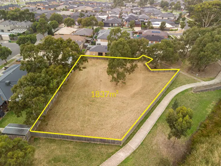 6 Waterstone Place, South Morang VIC 3752
