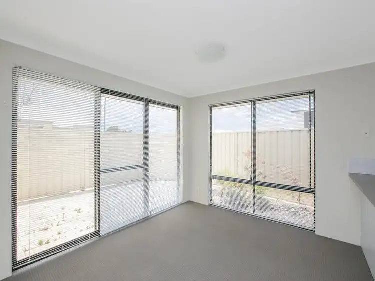 Sixth view of Homely house listing, 10 Fertito Entrance, Success WA 6164