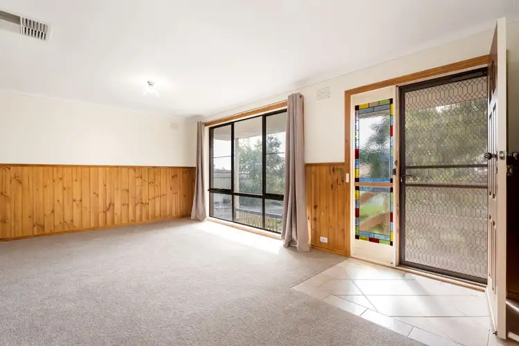 Fourth view of Homely house listing, 8 Metcalfe Drive, Romsey VIC 3434