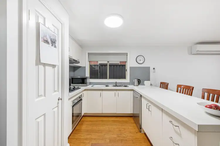 Second view of Homely house listing, 32 Brindalee Way, Hillside VIC 3037