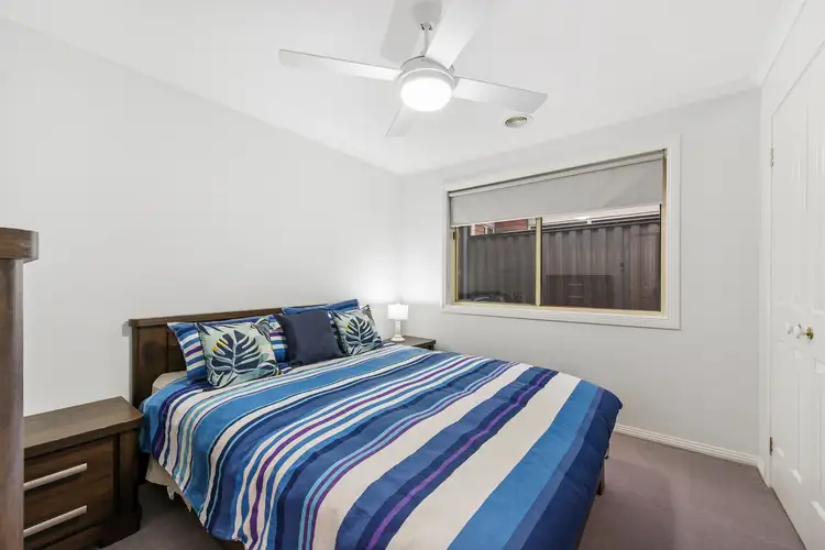 Seventh view of Homely house listing, 32 Brindalee Way, Hillside VIC 3037
