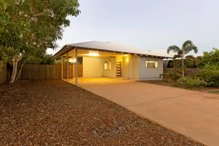 39 Songlark Loop