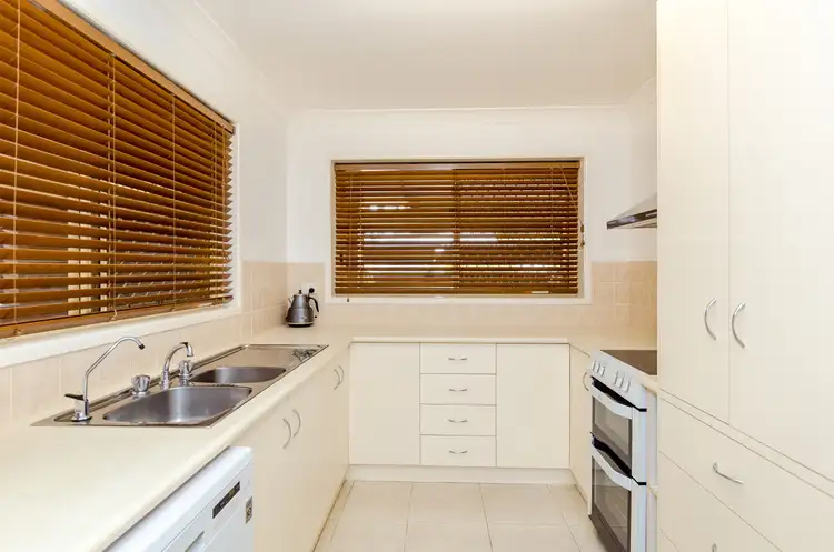 Sixth view of Homely house listing, 8 Karamea Close, Clinton QLD 4680