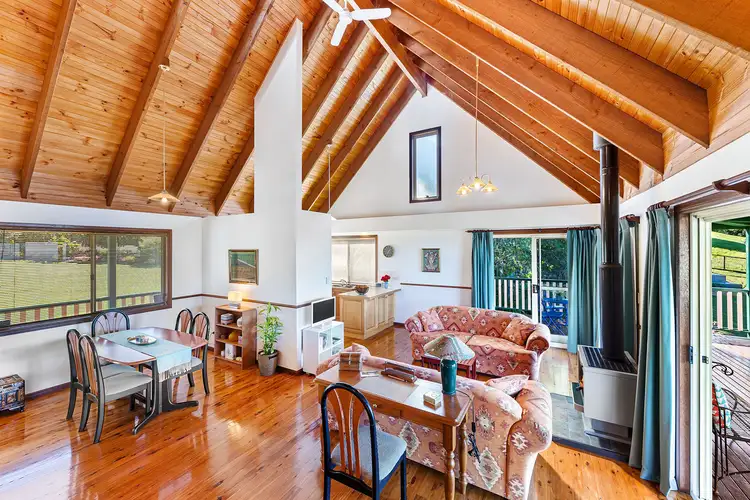 48 Paradise Drive, Tamborine Mountain QLD 4272