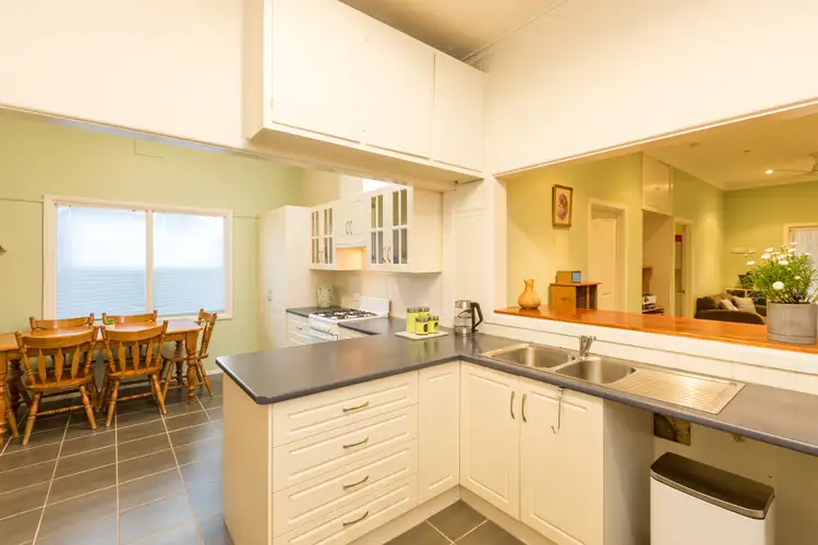 Seventh view of Homely house listing, 8 Rosemont Avenue, Mildura VIC 3500