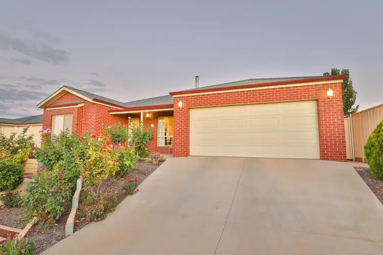 Second view of Homely house listing, 16 Lakeview Court, Mildura VIC 3500
