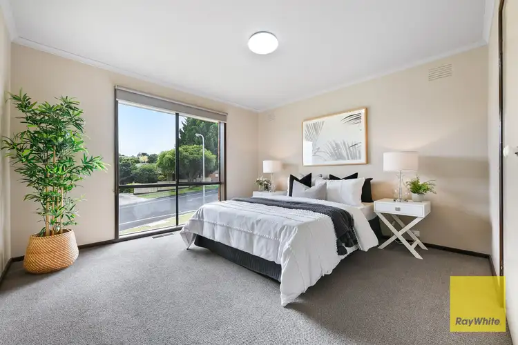Fifth view of Homely house listing, 11 Embley Glade, Endeavour Hills VIC 3802