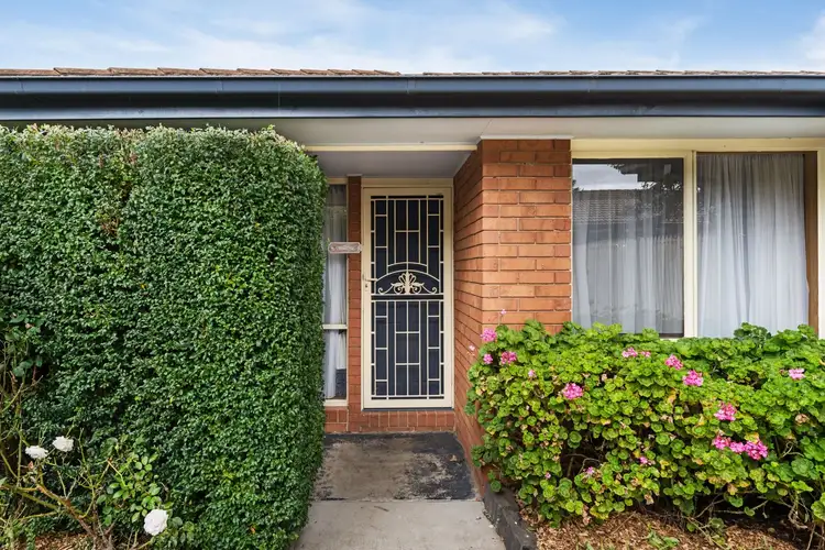 Fifth view of Homely house listing, 4 Banksia Court, Romsey VIC 3434