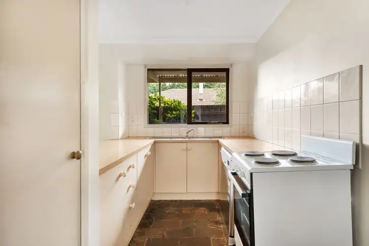 Sixth view of Homely house listing, 4 Banksia Court, Romsey VIC 3434
