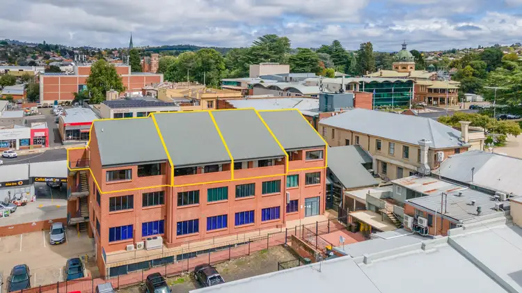 Unit 2 4/108 William Street, Bathurst NSW 2795