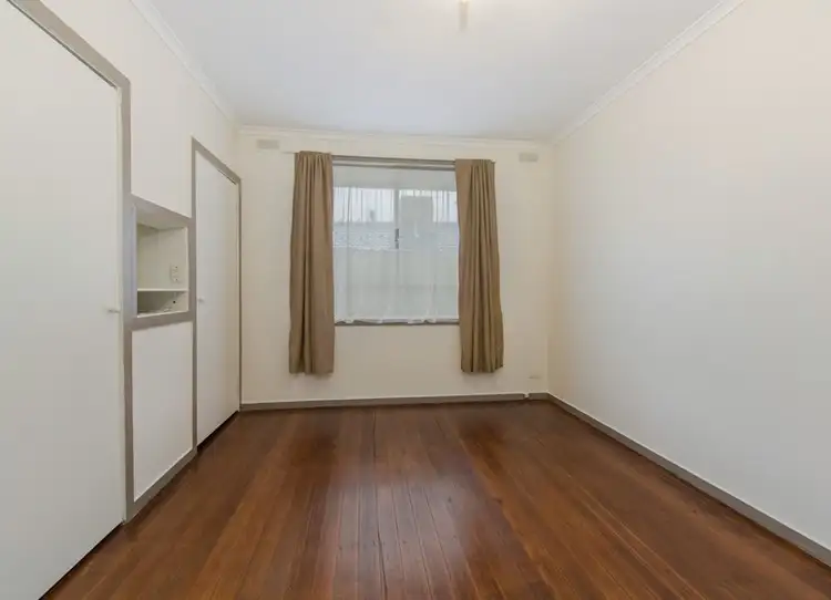 Seventh view of Homely house listing, 4 Redditch Crescent, Deer Park VIC 3023