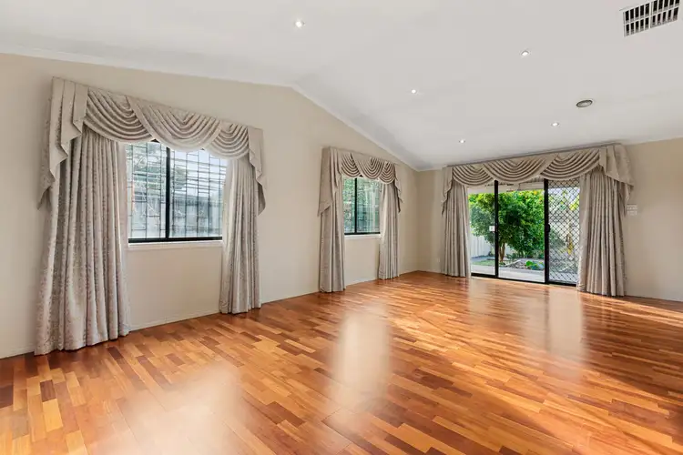 Fifth view of Homely house listing, 7 Chardonnay Drive, Skye VIC 3977
