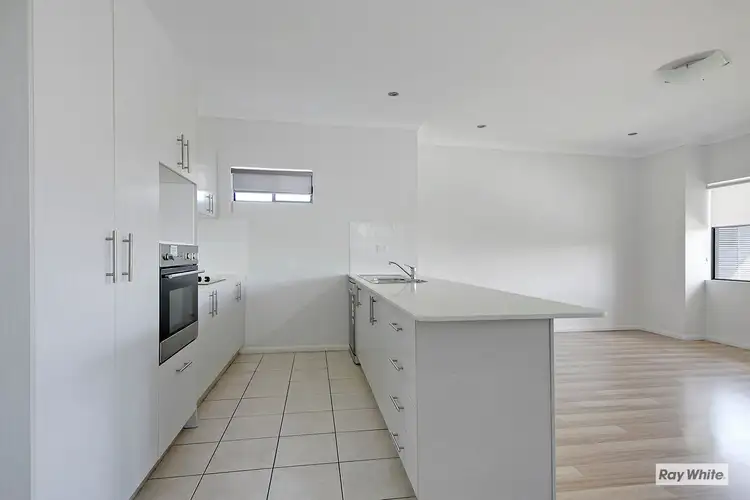 Fifth view of Homely unit listing, 8/39-43 Scenic Highway, Lammermoor QLD 4703