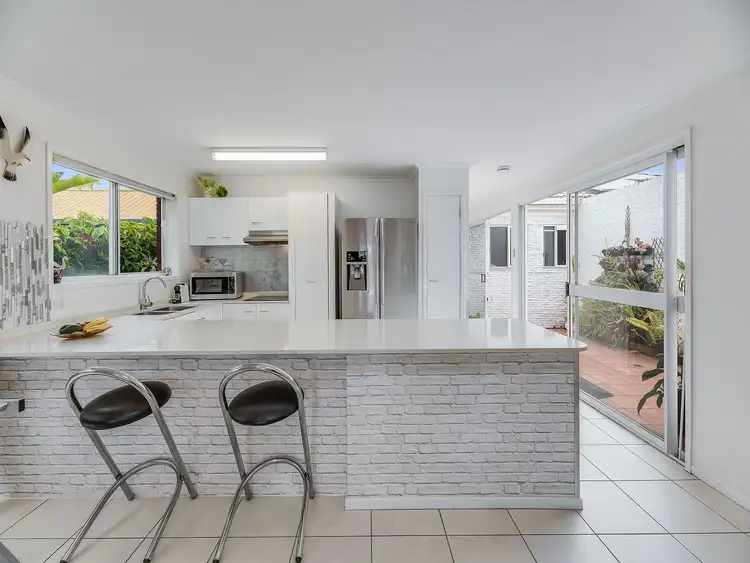 Fifth view of Homely house listing, 2/20 Akeringa Place, Mooloolaba QLD 4557