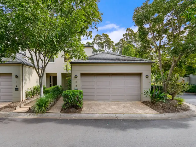 11 Jane Jarvis Way, Macquarie Links NSW 2565