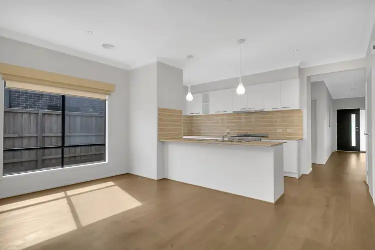 Fourth view of Homely house listing, 21 Kenmare Approach, Wollert VIC 3750