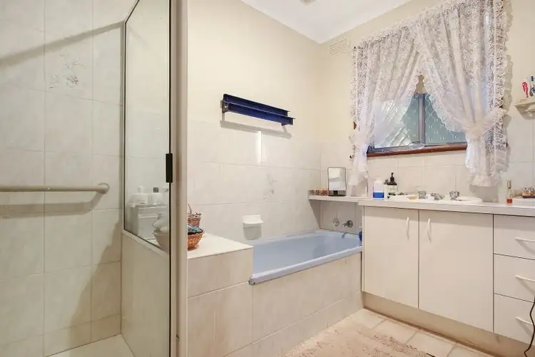Seventh view of Homely house listing, 343 Lawrence Street, Wodonga VIC 3690