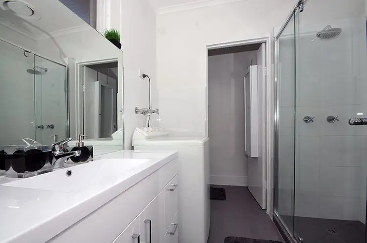 Third view of Homely apartment listing, 6/2A Frogmore Road, Carnegie VIC 3163